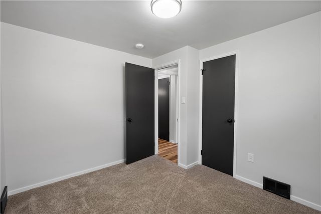 719 Delaware Ave, Glassport, PA 15045