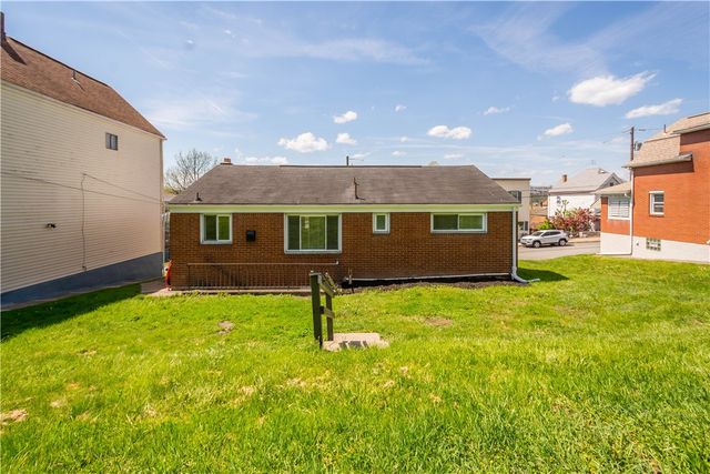 719 Delaware Ave, Glassport, PA 15045