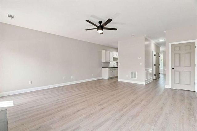 9051 Bayrose Circle, East Point, GA 30344