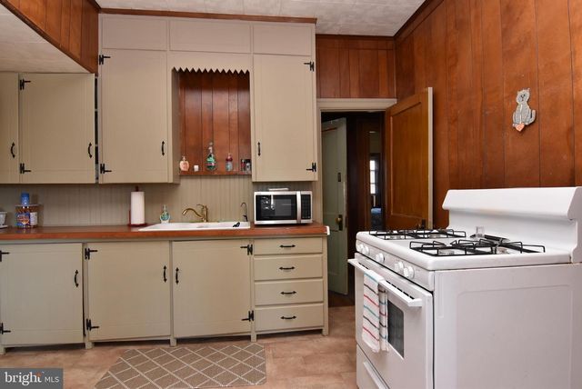 28740 SEAFORD RD, Laurel, DE 19956