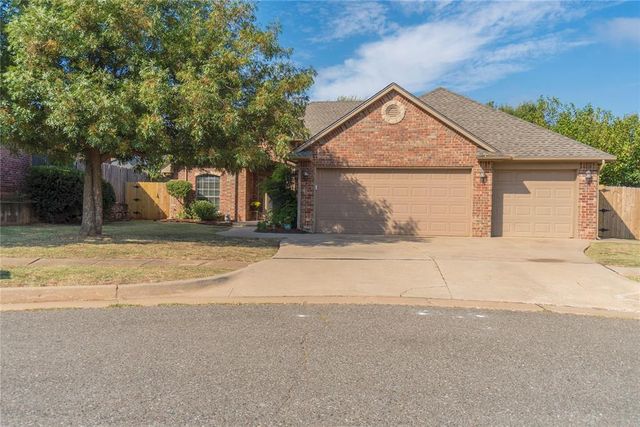16813 Autumnwood Drive, Edmond, OK 73012