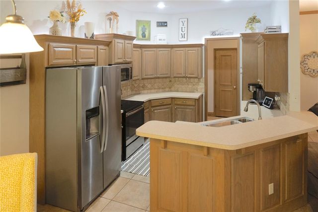 16813 Autumnwood Drive, Edmond, OK 73012