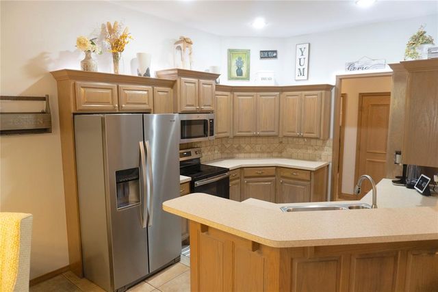 16813 Autumnwood Drive, Edmond, OK 73012