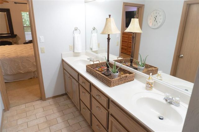 16813 Autumnwood Drive, Edmond, OK 73012