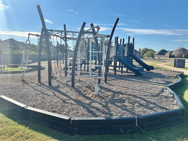 16813 Autumnwood Drive, Edmond, OK 73012