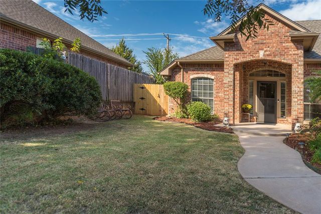 16813 Autumnwood Drive, Edmond, OK 73012