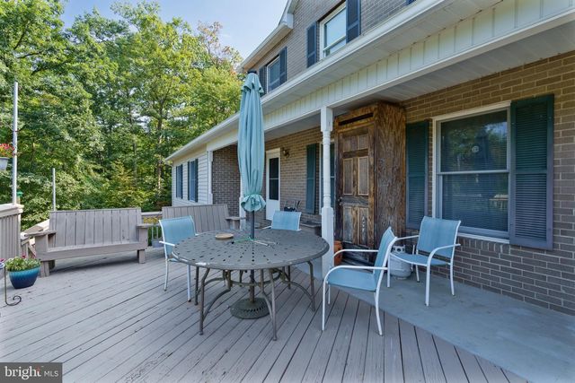 207 RHODODENDRON DR, Hedgesville, WV 25427