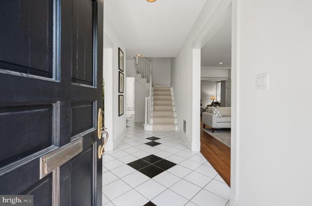 4505 KLINGLE ST NW, Washington, DC 20016