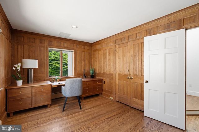 4505 KLINGLE ST NW, Washington, DC 20016