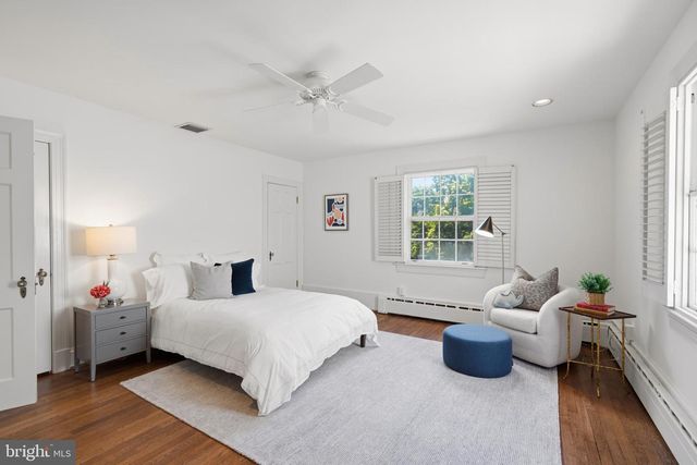 4505 KLINGLE ST NW, Washington, DC 20016