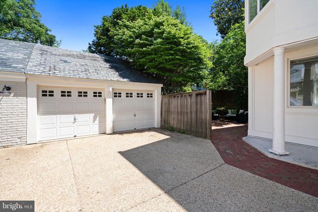 4505 KLINGLE ST NW, Washington, DC 20016