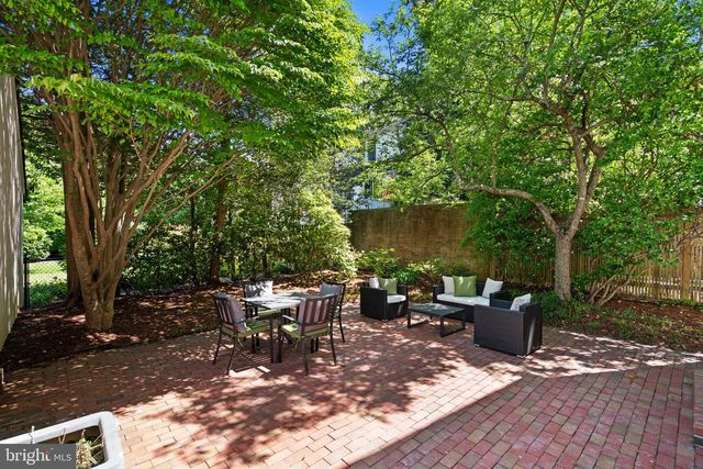 4505 KLINGLE ST NW, Washington, DC 20016