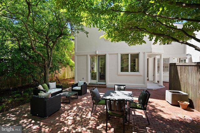 4505 KLINGLE ST NW, Washington, DC 20016