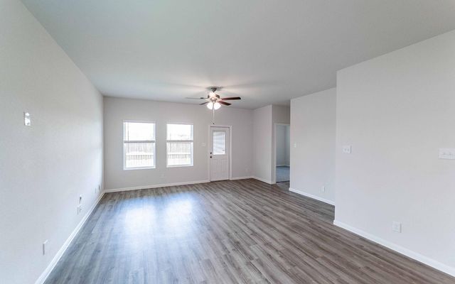 4343 Maple Root Lane, Pinehurst, TX 77362