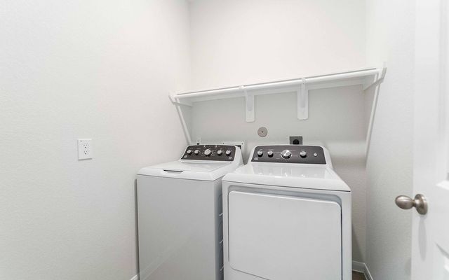 4343 Maple Root Lane, Pinehurst, TX 77362