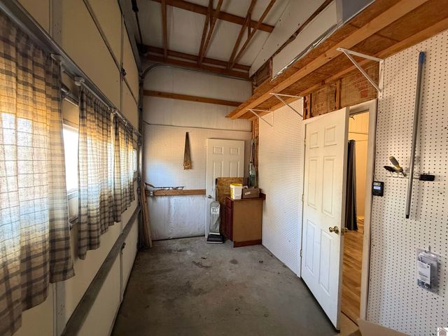 10152 US HWY 68 E, Benton, KY 42025