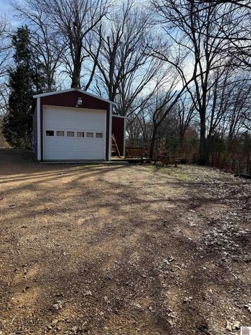 10152 US HWY 68 E, Benton, KY 42025