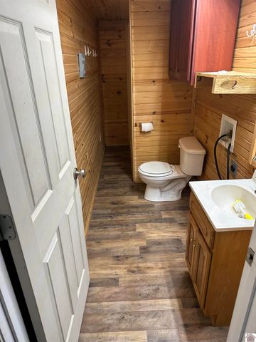 10152 US HWY 68 E, Benton, KY 42025