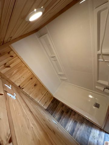 10152 US HWY 68 E, Benton, KY 42025