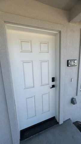 4117 33rd St, Sacramento, CA 95820