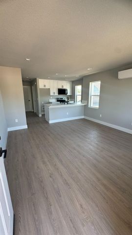 4117 33rd St, Sacramento, CA 95820