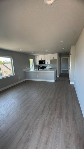 4117 33rd St, Sacramento, CA 95820