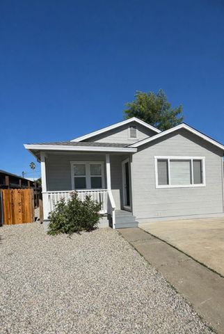 4117 33rd St, Sacramento, CA 95820