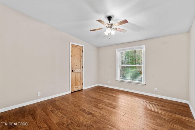 4131 Suttons Rd, Sevierville, TN 37876