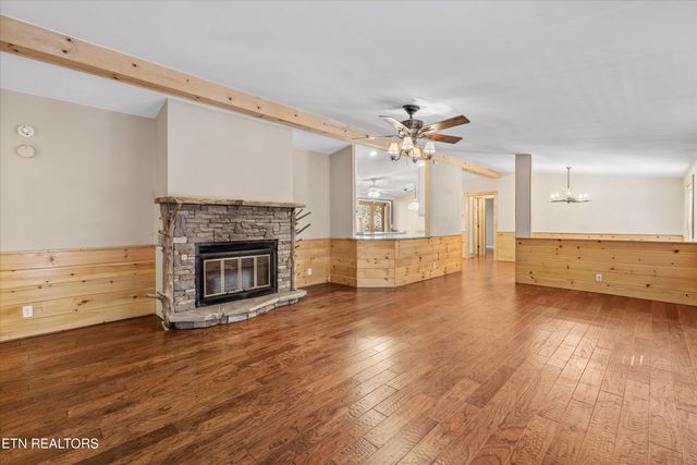 4131 Suttons Rd, Sevierville, TN 37876