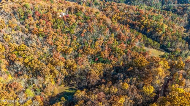 4131 Suttons Rd, Sevierville, TN 37876