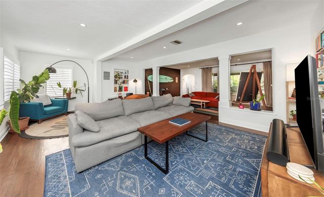 4300 3RD AVENUE S, St Petersburg, FL 33711