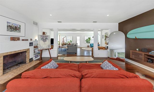 4300 3RD AVENUE S, St Petersburg, FL 33711