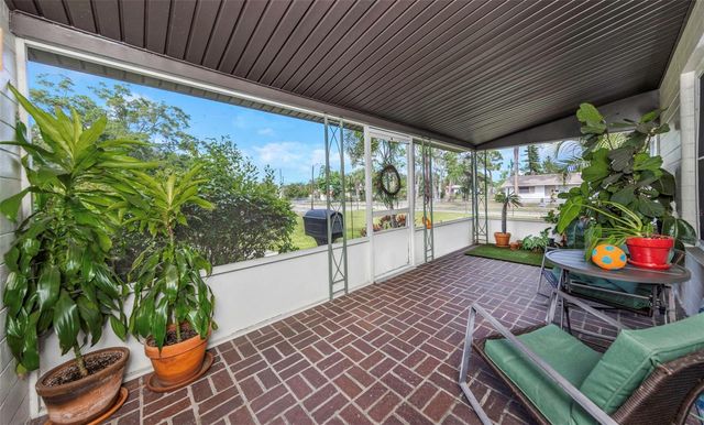 4300 3RD AVENUE S, St Petersburg, FL 33711