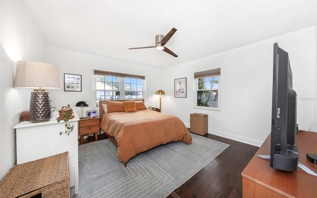 4300 3RD AVENUE S, St Petersburg, FL 33711