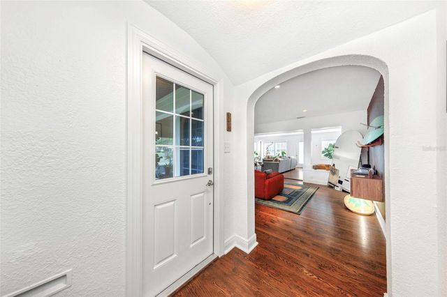 4300 3RD AVENUE S, St Petersburg, FL 33711