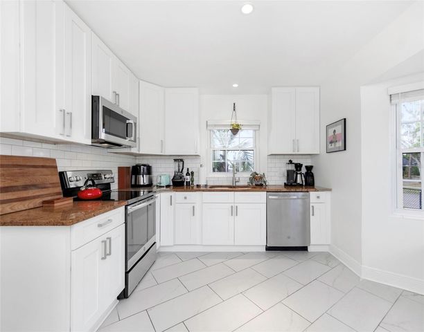 4300 3RD AVENUE S, St Petersburg, FL 33711