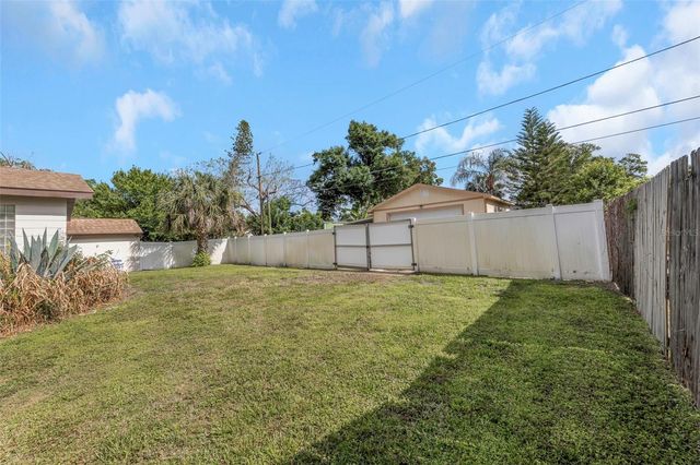 4300 3RD AVENUE S, St Petersburg, FL 33711