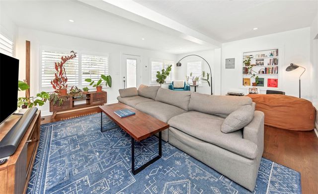 4300 3RD AVENUE S, St Petersburg, FL 33711