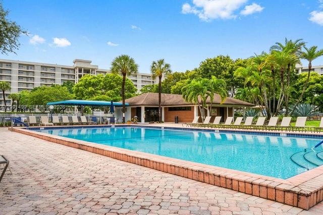 2681 S Course Drive 511, Pompano Beach, FL 33069