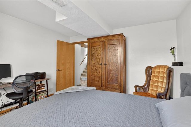 2223 Alongi Lane, Beloit, WI 53511