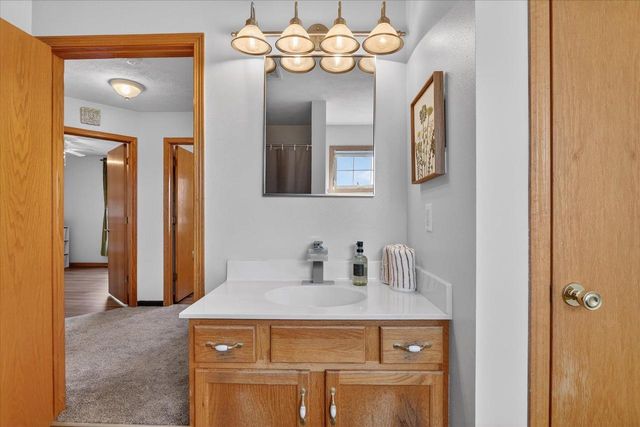 2223 Alongi Lane, Beloit, WI 53511