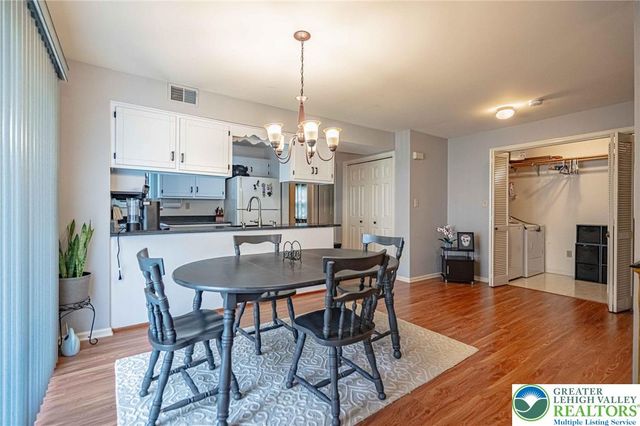 810 Briarwood Drive A, Bethlehem Twp, PA 18020
