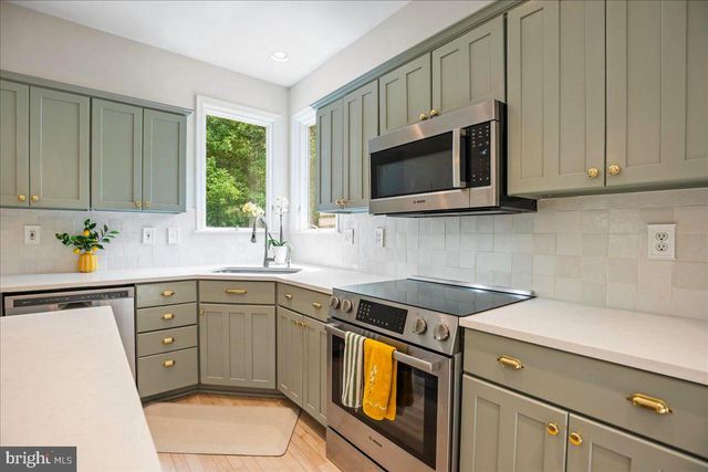 4060 LOVING DR, Dunkirk, MD 20754