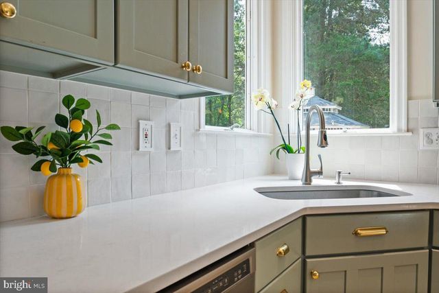 4060 LOVING DR, Dunkirk, MD 20754