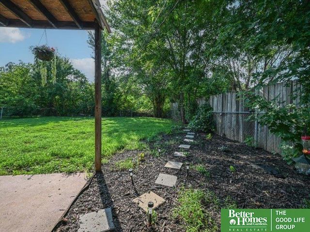 6556 N 34th Street, Omaha, NE 68112