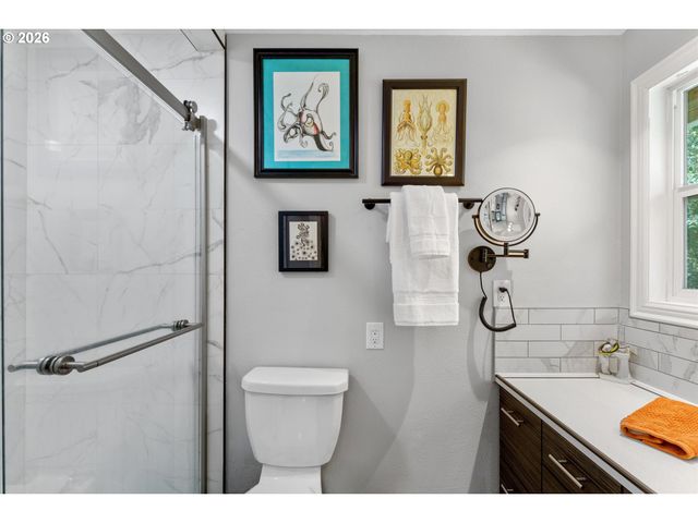 1947 Se MEADOW Ct, Gresham, OR 97080
