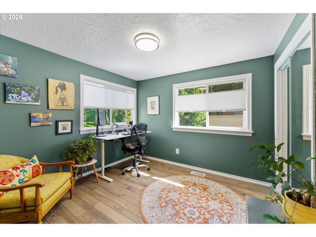1947 Se MEADOW Ct, Gresham, OR 97080