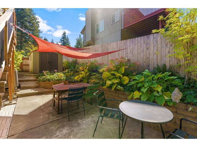 1947 Se MEADOW Ct, Gresham, OR 97080