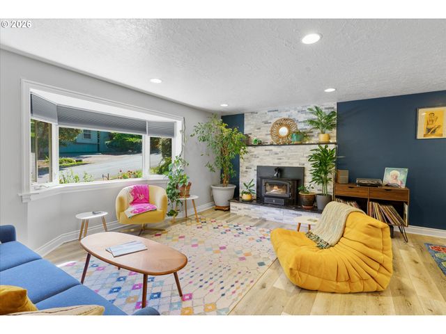 1947 Se MEADOW Ct, Gresham, OR 97080