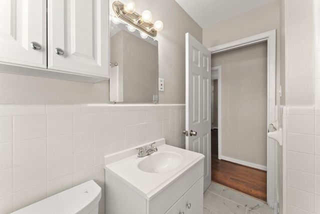 2352 Elmwood SE Circle, Atlanta, GA 30339